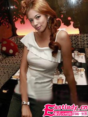 2011初秋流行發(fā)型 馬尾唱主角