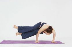 瑜伽輕松幫你甩掉全身肥肉