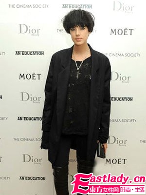 學習短發(fā)女王10款百變發(fā)型