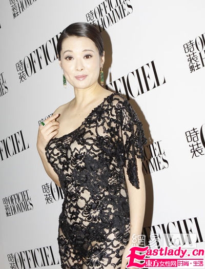 袁莉百變發(fā)型惹人愛