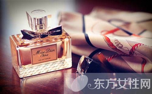 最常見的6種香水不正確方法 你中招了嗎