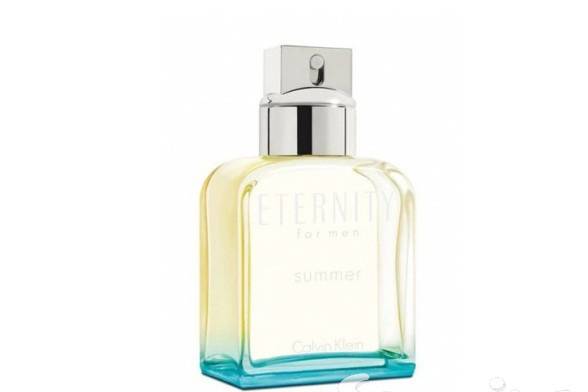 酷熱夏季讓女人無法抗拒的10款清爽男士香水