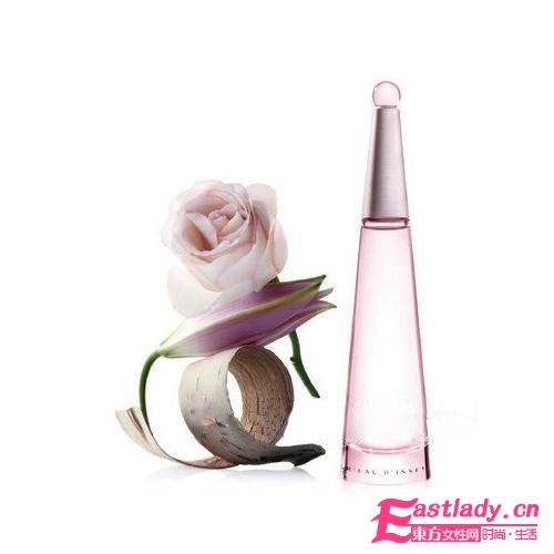 4款大牌2011初春香氛 隨時體驗爆炸的香氣