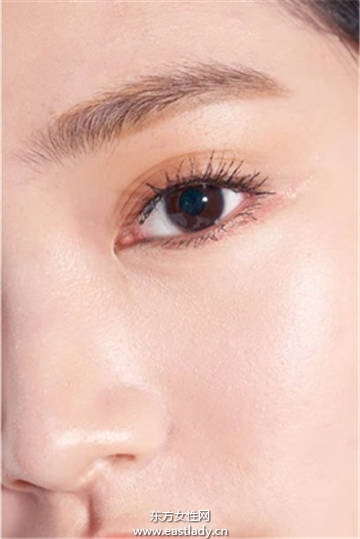 紅色系妝容讓你的夏日充滿熱血活力