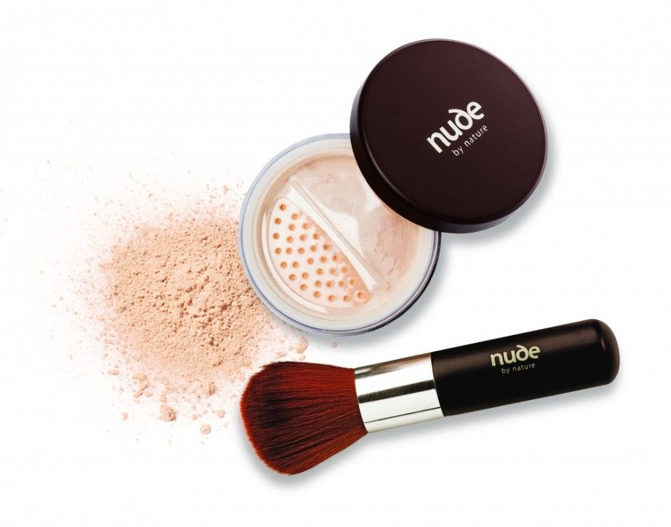 粉底液和粉餅的區(qū)別 粉底液好還是粉餅好