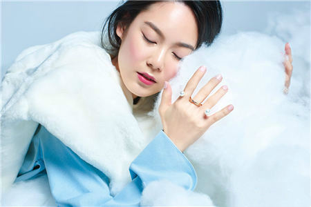 掌握4要點(diǎn)化出好感度爆棚云朵妝