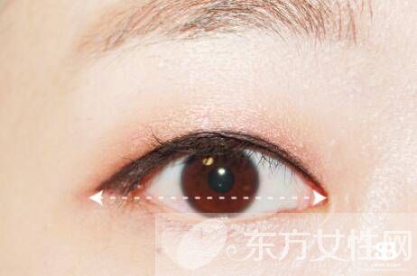 看鬼怪女主金高銀眼妝 單眼皮就該這樣畫