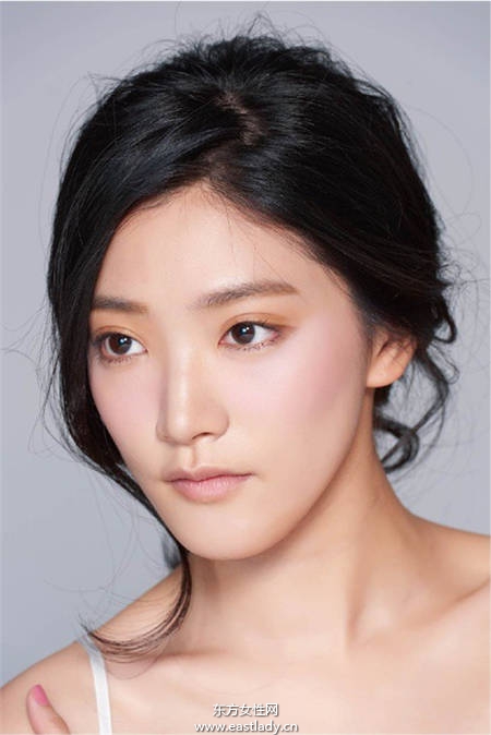 新潮妝 血色妝的風(fēng)潮你跟上了嗎