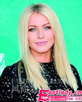 學(xué)明星打造健康立體煙熏妝