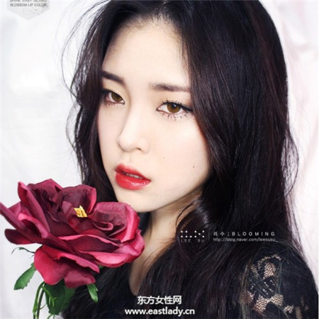 跟韓國(guó)彩妝達(dá)人學(xué)化妝 成韓妝百變女王