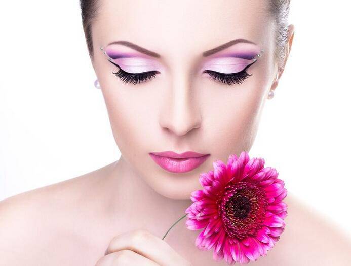 雙色眼影的畫法步驟推薦 新手的福音來啦