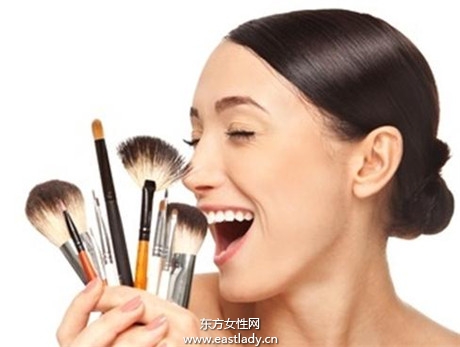 超強腮紅畫法打造精致小臉