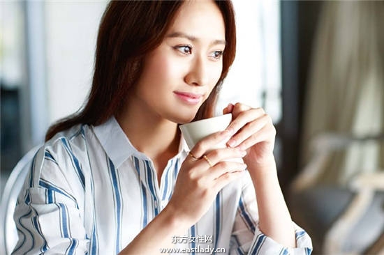 OL美唇4步驟 午后笑容恢復(fù)滿檔電力