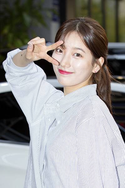 夏日如何畫好出游妝 跟韓國idol學(xué)四款小清新妝容