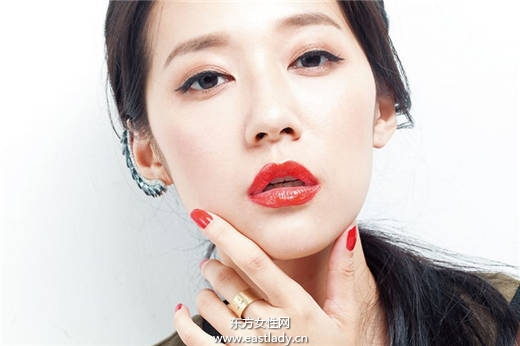 孫佳人李圣經(jīng)演繹煙燻妝+辣妹風(fēng)穿搭