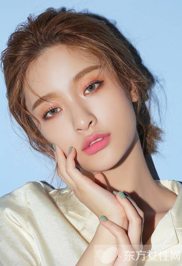霓虹國模特妝容精髓分享 你還不趕緊學(xué)起來