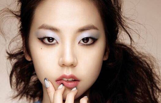 單眼皮怎么化妝更迷人 彰顯電眼魅力