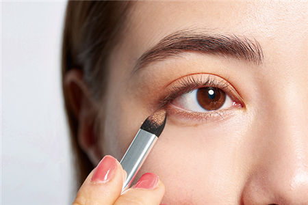 拍照+打扮技巧 讓自己輕松變美