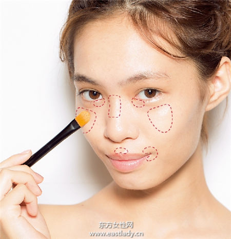 掌握化妝5要點輕松打造出濕潤感妝容