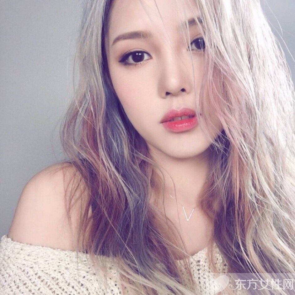 跟Pony大師學(xué)15款好氣色妝容 讓你美出新花樣