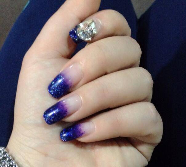 光療甲的制作步驟 讓你在家也能做美甲