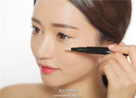 超好用的補(bǔ)妝單品 出門帶這些就夠了