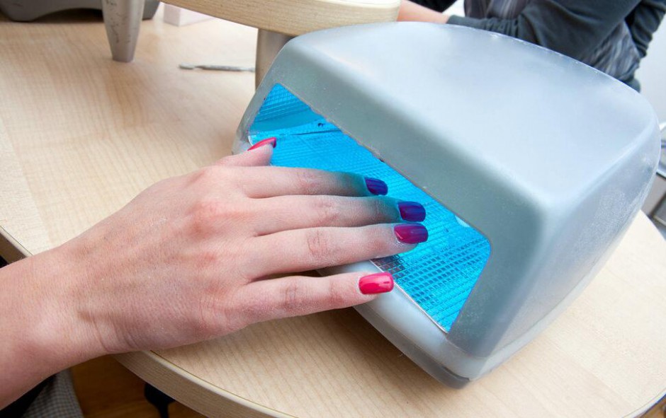 光療甲的制作步驟 讓你在家也能做美甲