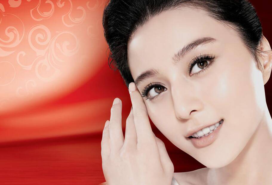 簡單易學的淡妝教程 讓你呈現(xiàn)天生麗質(zhì)
