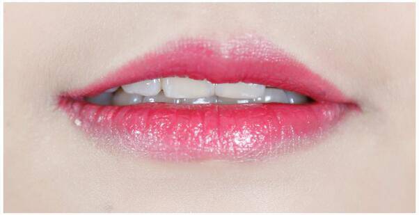 怎樣化妝更 減齡  教你少女妝畫起來