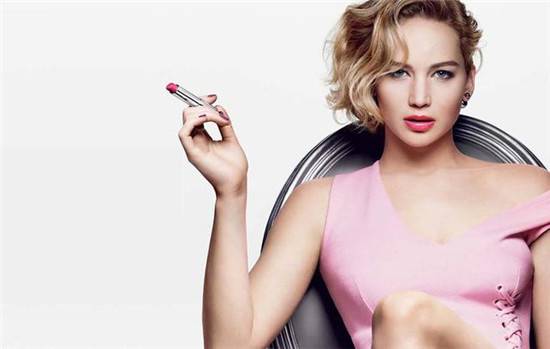 女神必備彩妝單品 Dior全新魅惑唇膏