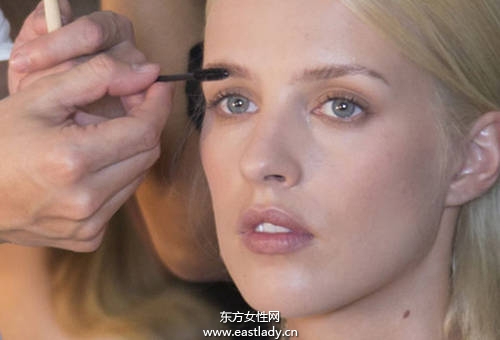 眉型竟可以改變臉型 簡單眉型設(shè)計畫出小臉效果