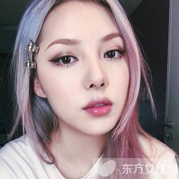 跟Pony大師學(xué)15款好氣色妝容 讓你美出新花樣