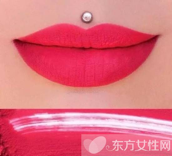 如何用唇釉打造完美唇妝 跟她學準沒錯