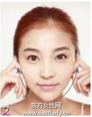 妝前按摩促進(jìn)代謝恢復(fù)肌膚緊致