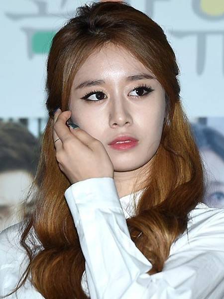 小心這幾個化妝雷區(qū)讓你比素顏還要丑