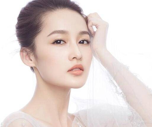 雙眼皮怎么畫(huà)眼線 只需簡(jiǎn)單五步