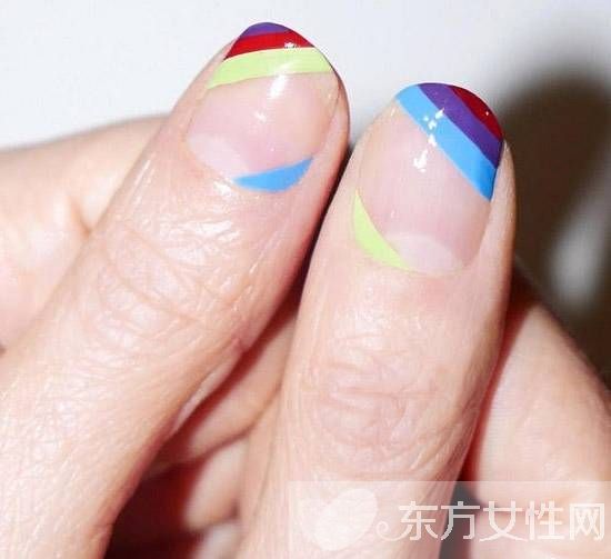 夏日美甲圖案大分享 指尖上的色彩碰撞