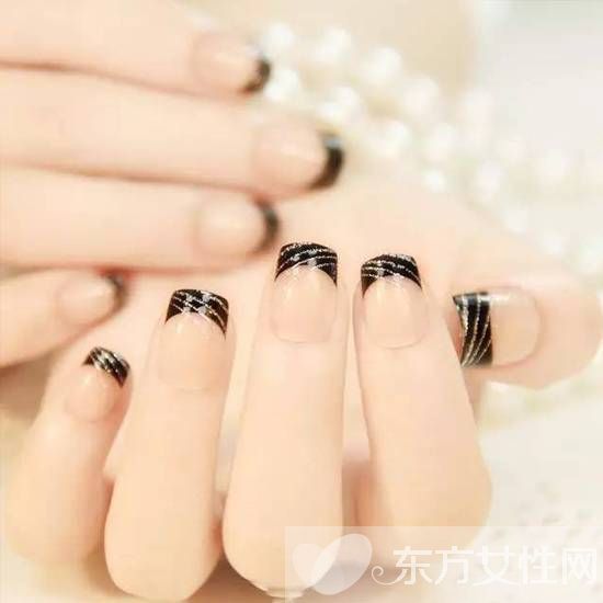 2016最受歡迎法式美甲圖片 高雅低調(diào)的美才耐人尋味