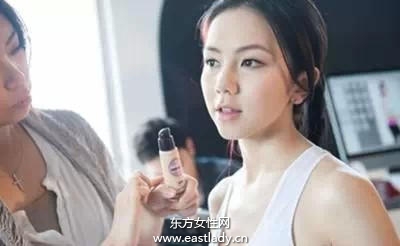 畫(huà)眉毛要符合臉型 教你如何根據(jù)臉型畫(huà)對(duì)眉毛