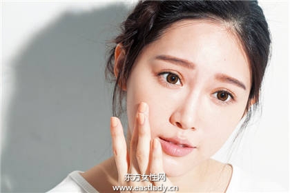 韓星都擁有好妝容 原來他們背后有一位。。。