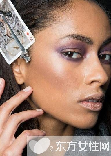 簡(jiǎn)約風(fēng)時(shí)尚美甲圖片大全 告別浮夸做低調(diào)小女人