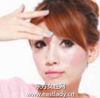 清純派裸妝展現(xiàn)活潑動人美少女氣質(zhì)