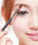 夢幻色彩妝容化妝步驟 用童話色彩變身吧