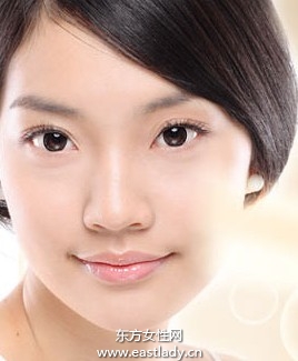 粉底彩妝開始的第一步