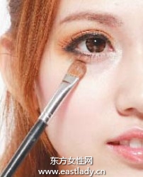 半包圍式妝容畫法成就少女純真浪漫