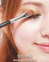 半包圍式妝容畫法成就少女純真浪漫