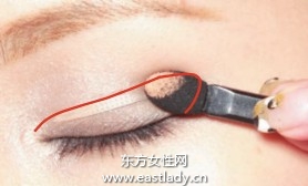 眼影基本畫法提升面部立體感