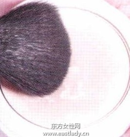 五個簡單快速化妝小秘訣