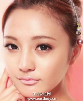 畫眉教程之矯正眉型修補(bǔ)顏色