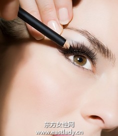 打造魅力眼線的六大竅門